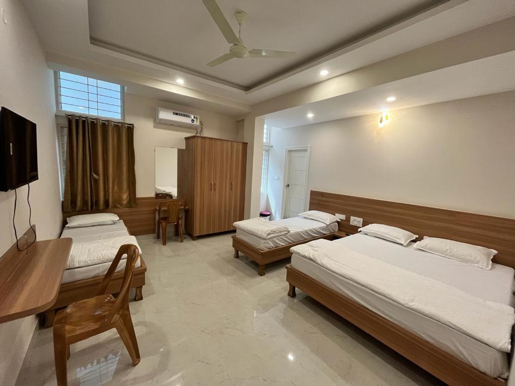 Seema Palace Inn 1 Km From Railwaystaion Mysore Exterior foto