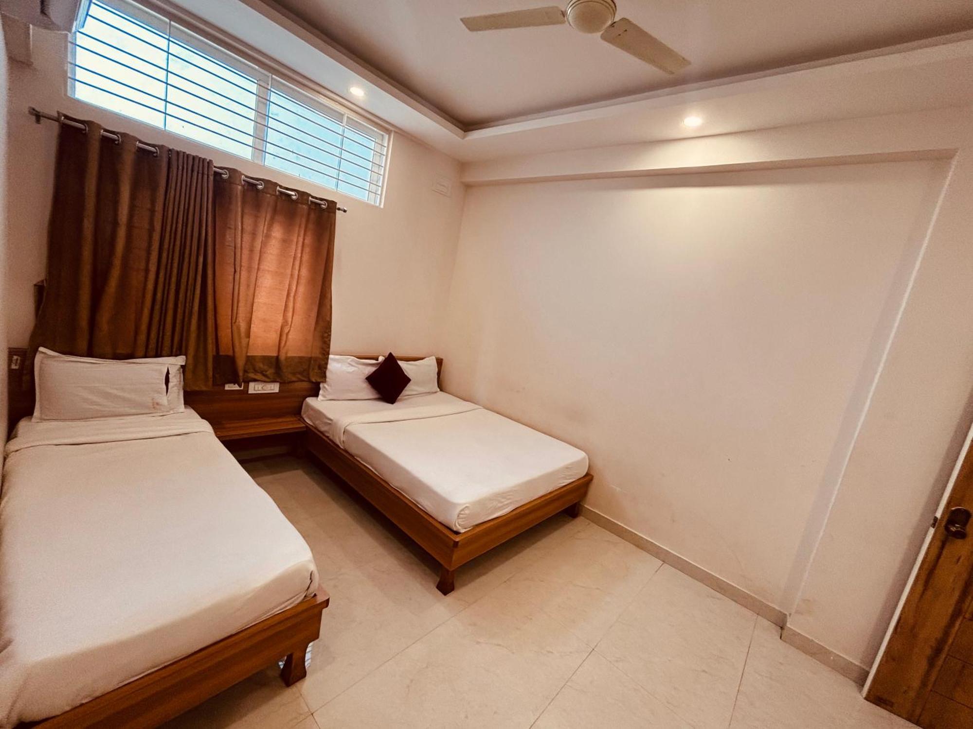 Seema Palace Inn 1 Km From Railwaystaion Mysore Exterior foto